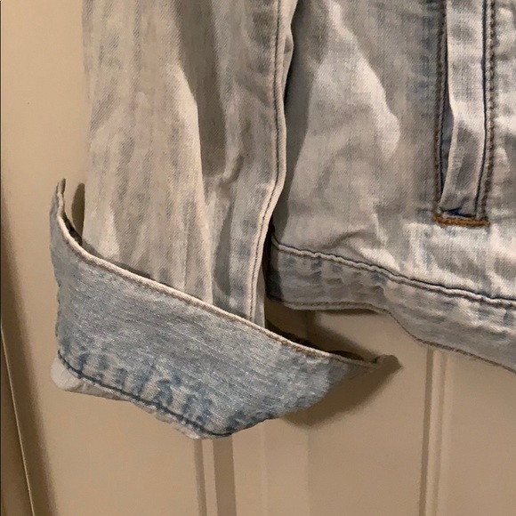 Jean jacket - Picture 7 of 8